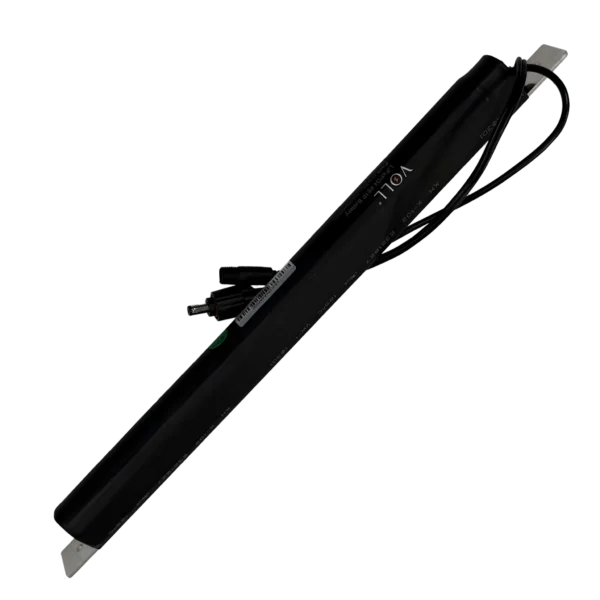 Zij aanzicht van LiFePO4-batterij (B-12-LFP) met bevestigingsstrip.