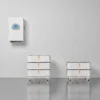 SET 5 thuisbatterijsysteem in naast configuratie met 10 kW 3-fase hybride omvormer, 25,60 kWh verdeeld over 2 batterijtowers.