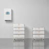SET 7 thuisbatterijsysteem in naast configuratie met 10 kW 3-fase hybride omvormer, 35,84 kWh verdeeld over 2 batterijtowers.