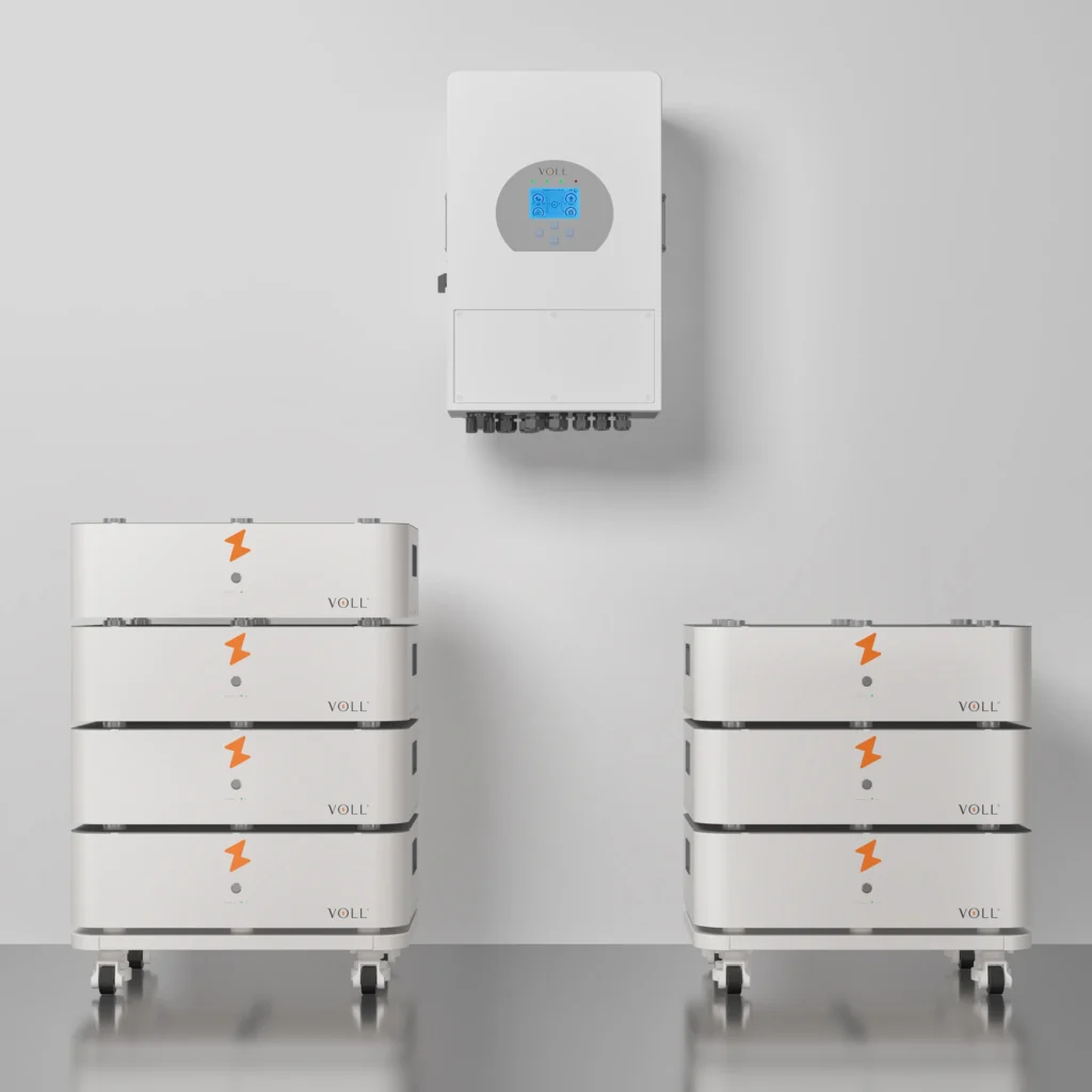 SET 7 thuisbatterijsysteem in staande configuratie met 10 kW 3-fase hybride omvormer, 35,84 kWh verdeeld over 2 batterijtowers.