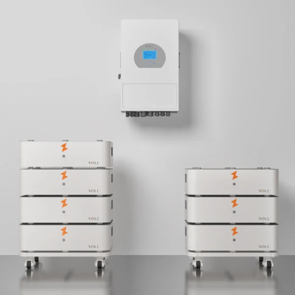 SET 7 thuisbatterijsysteem in staande configuratie met 10 kW 3-fase hybride omvormer, 35,84 kWh verdeeld over 2 batterijtowers.