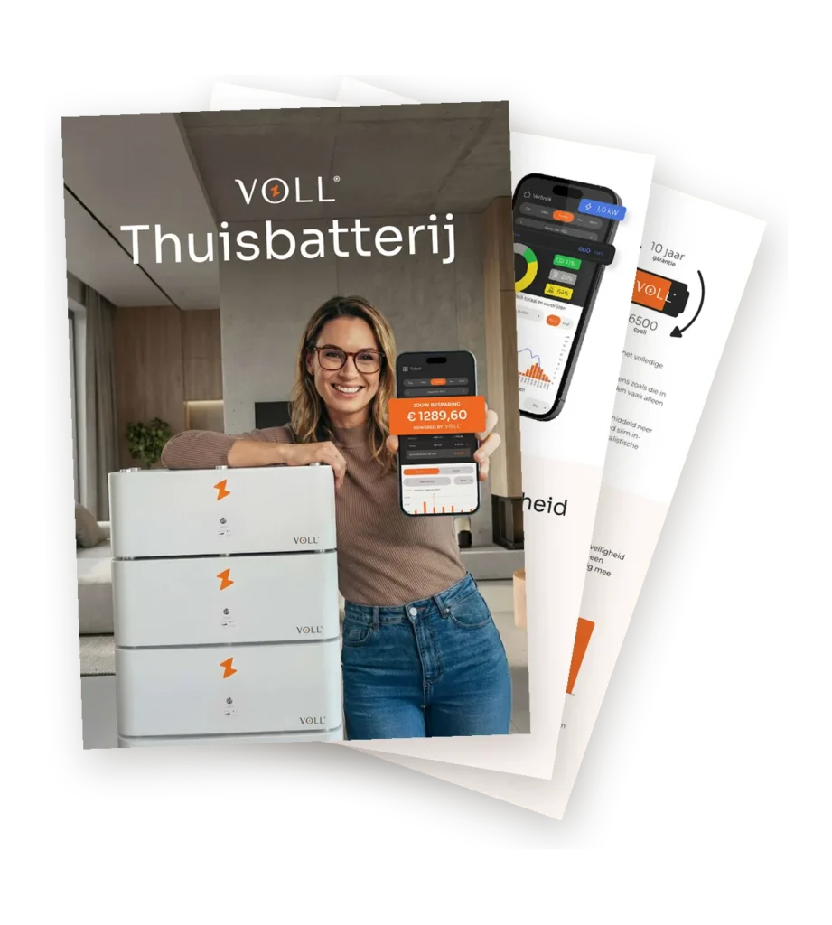 Brochure van de VOLL® Thuisbatterij: de voorkant met de pagina's over de app en de garantie